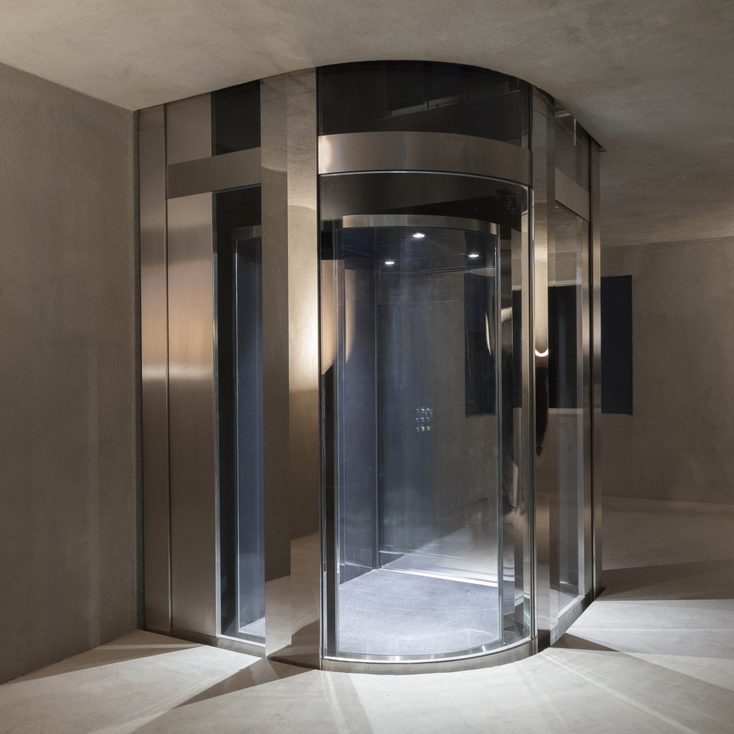 Image of a commercial lift in Melbourne