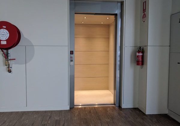 Cowes platinum elevators melbourne lifts commerical lift 1